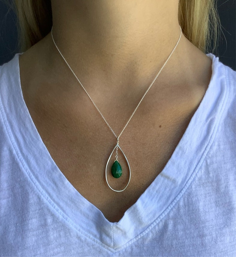 Drops Necklace Emerald + Silver