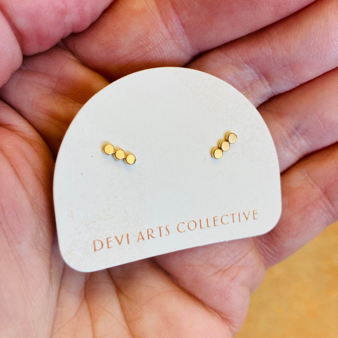 3 Dot Studs Gold
