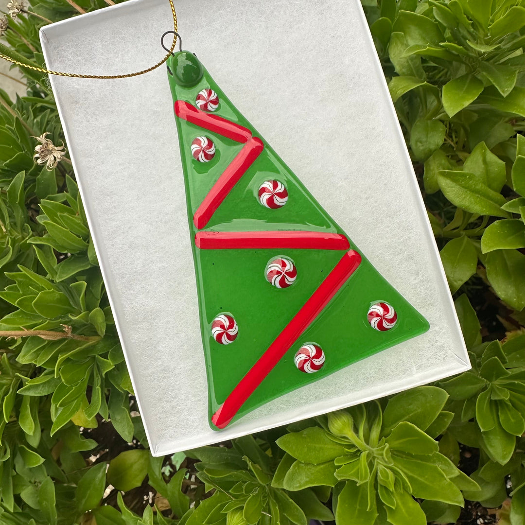 Ornament Green Tree with Garland + Dots