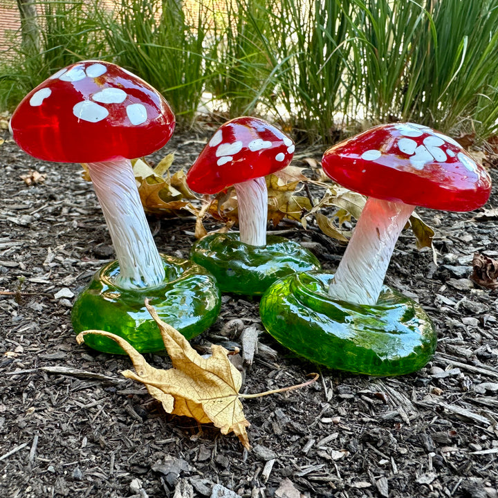 Glass Mushroom Small in Red