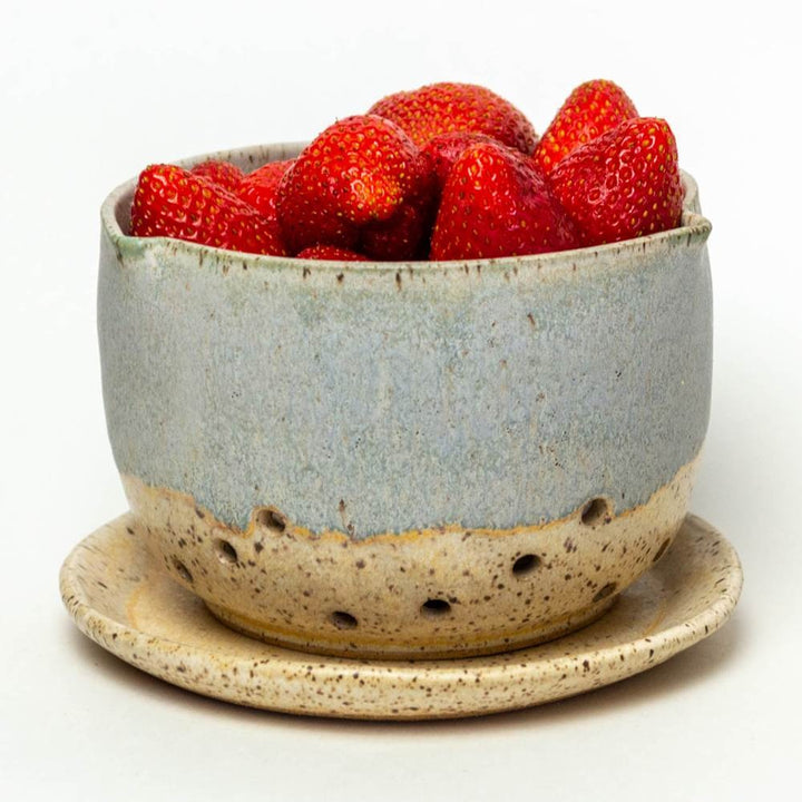 Berry Bowl Blue + Beige