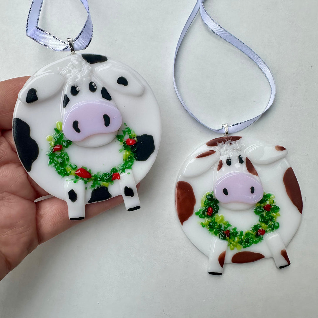 Cow with Wreath Ornament