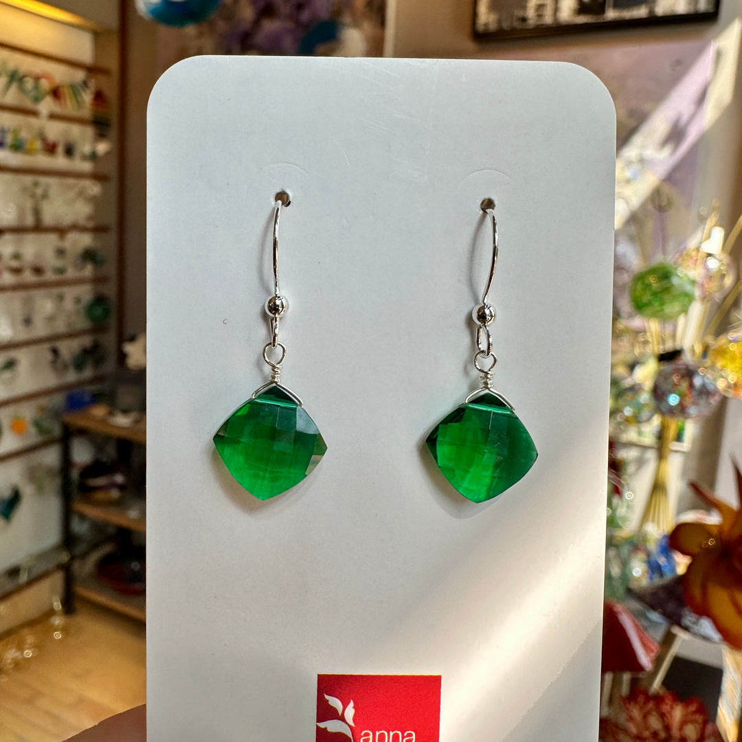 Simple Gem Earrings 3