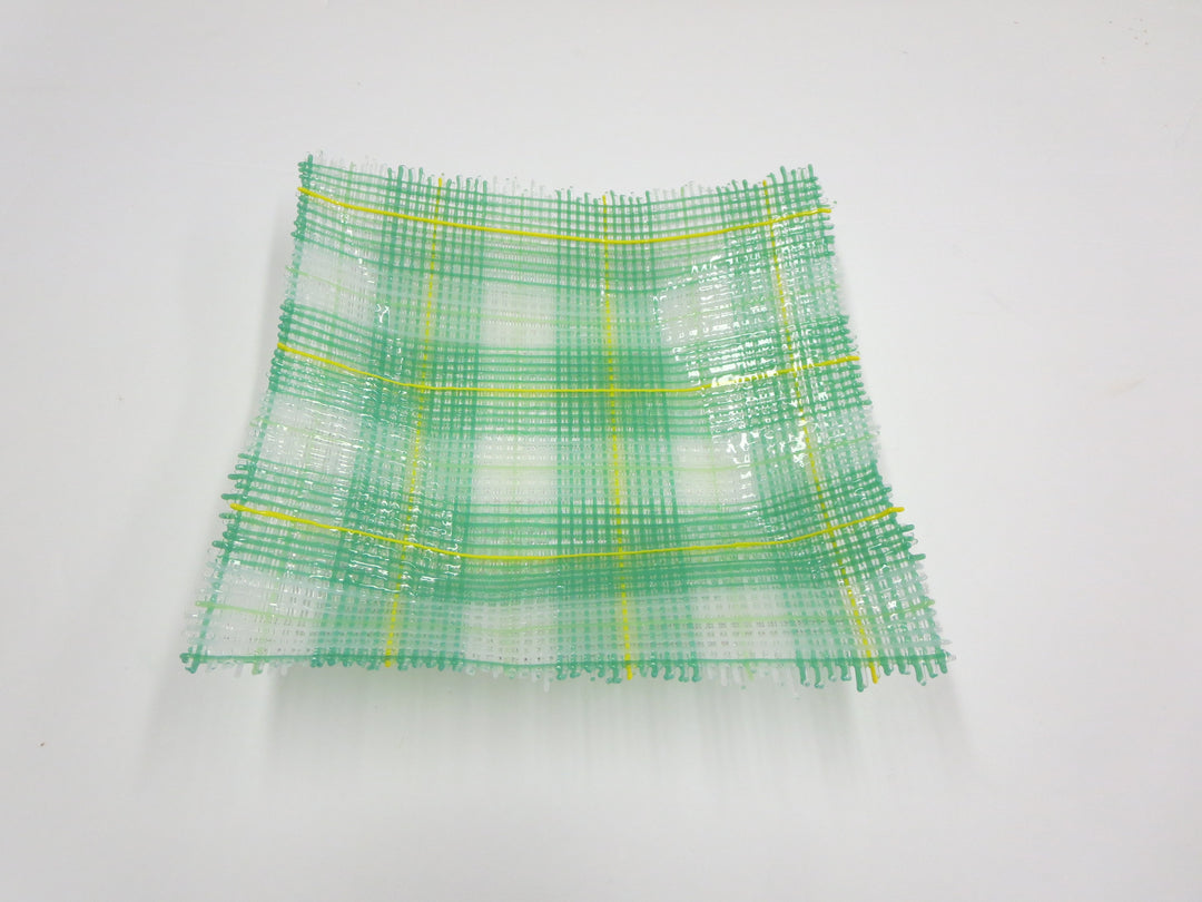 Weave Dish Green + White