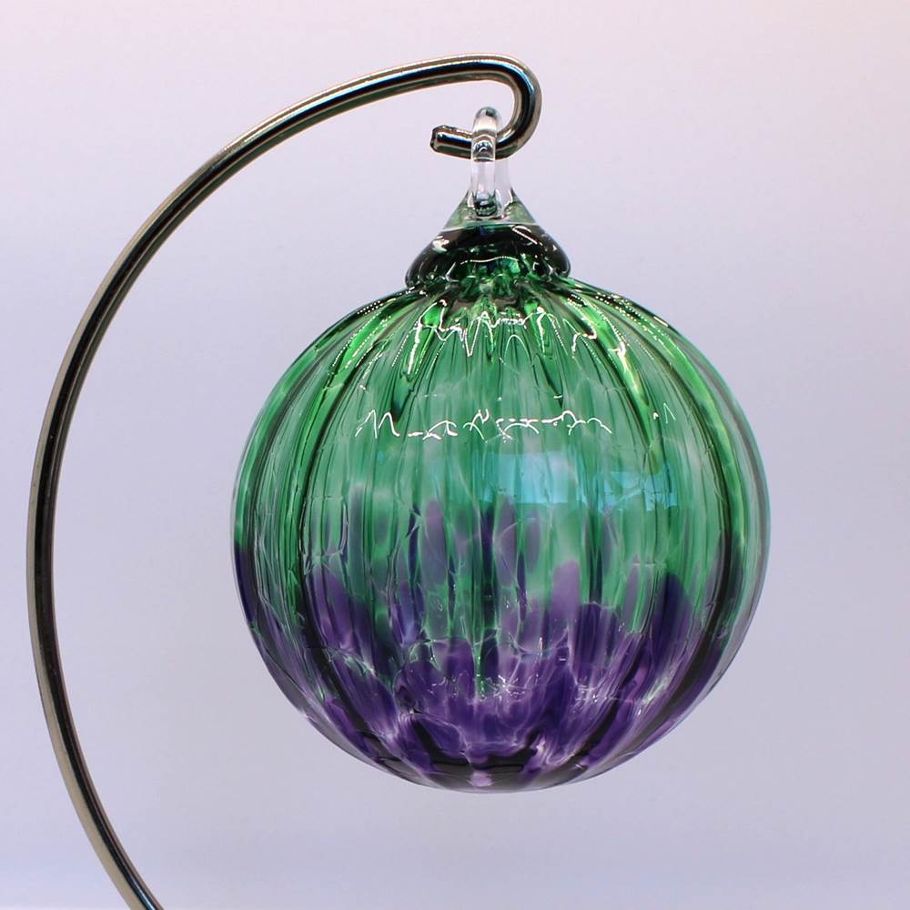Lobed Ombre Ornament Green + Purple