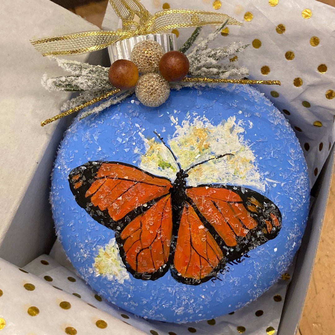 Frosted Disc Monarch Butterfly 2
