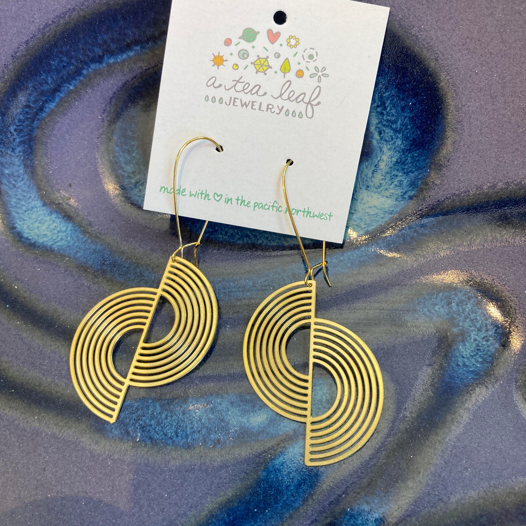 Geometric Split Circle Earrings Gold
