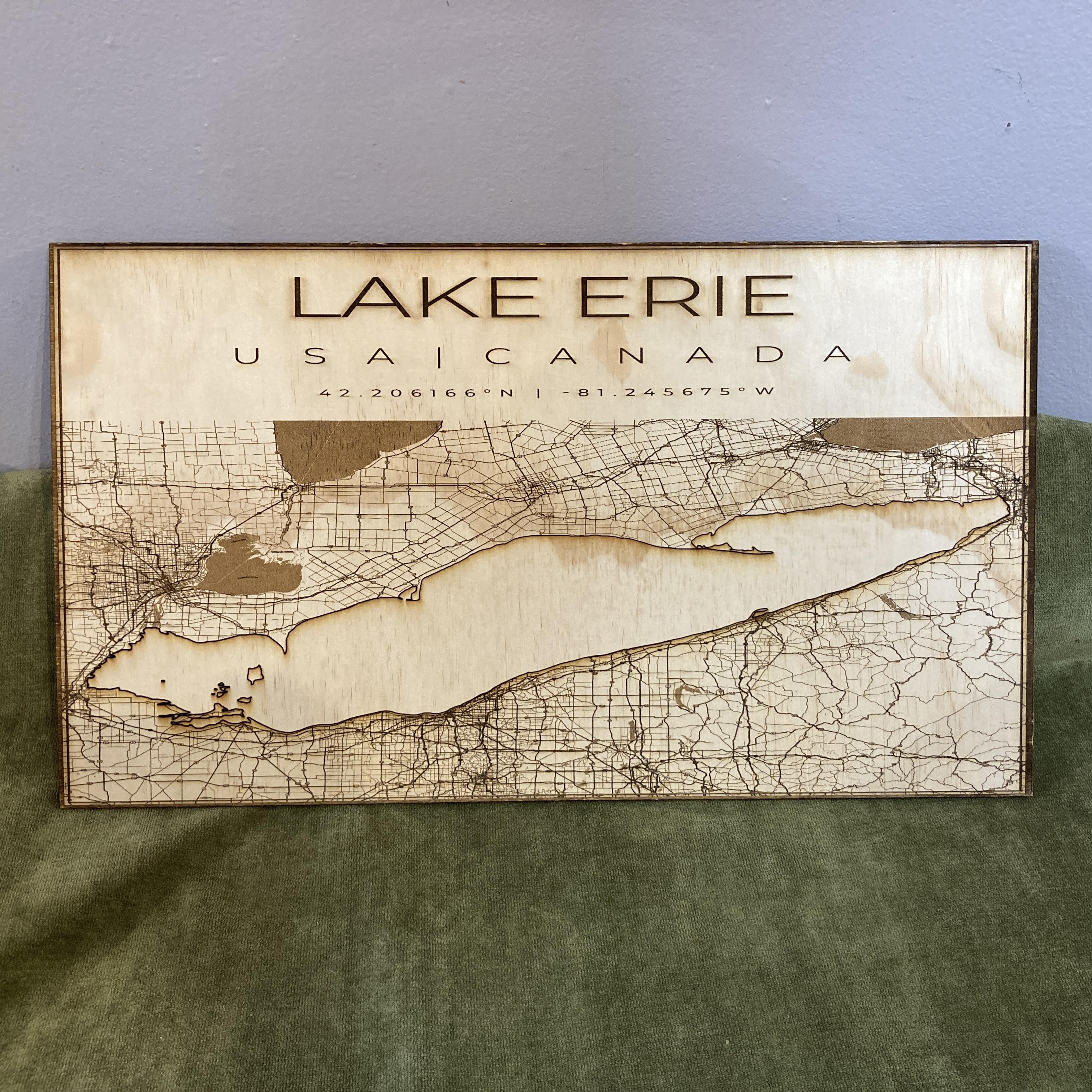 Single Layered Lake Erie Light Wood – Glass Growers Gallery