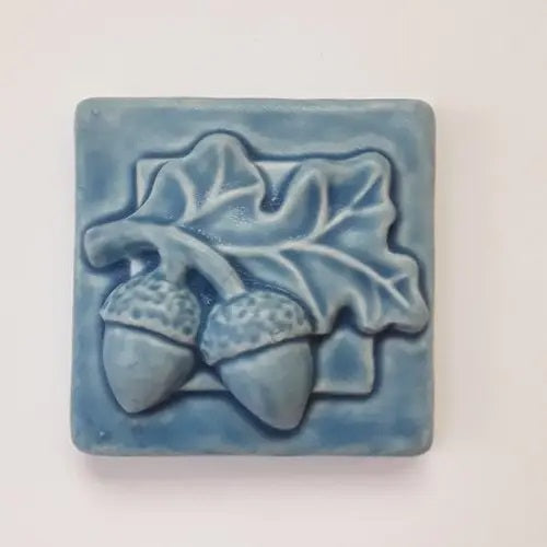 3x3 Acorn Leaves Tile Freshwater Blue
