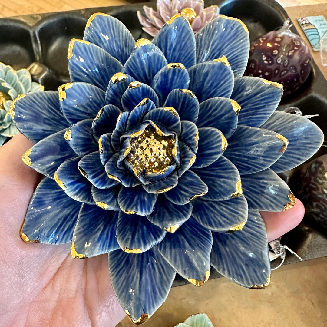 Deep Blue Prim Flower