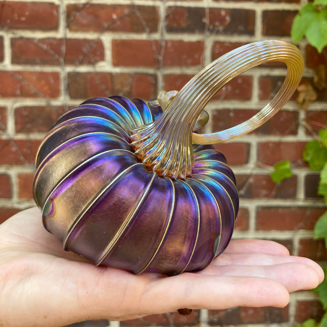 Pumpkin Small Tilted Purple