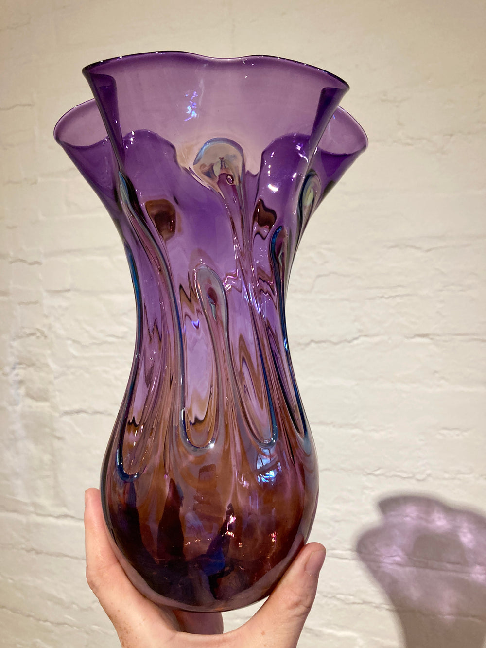 Lily Pad Vase Fluted Small Purple