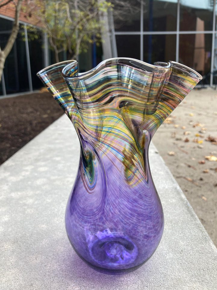 Wave Vase Small Purple