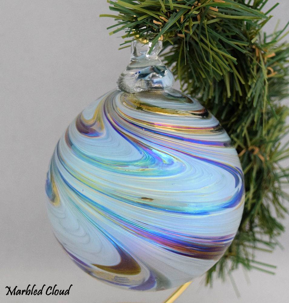 Ornament Gentle Swirl Marbled Cloud