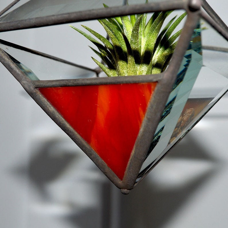 Hanging Pyramid Terrarium Red