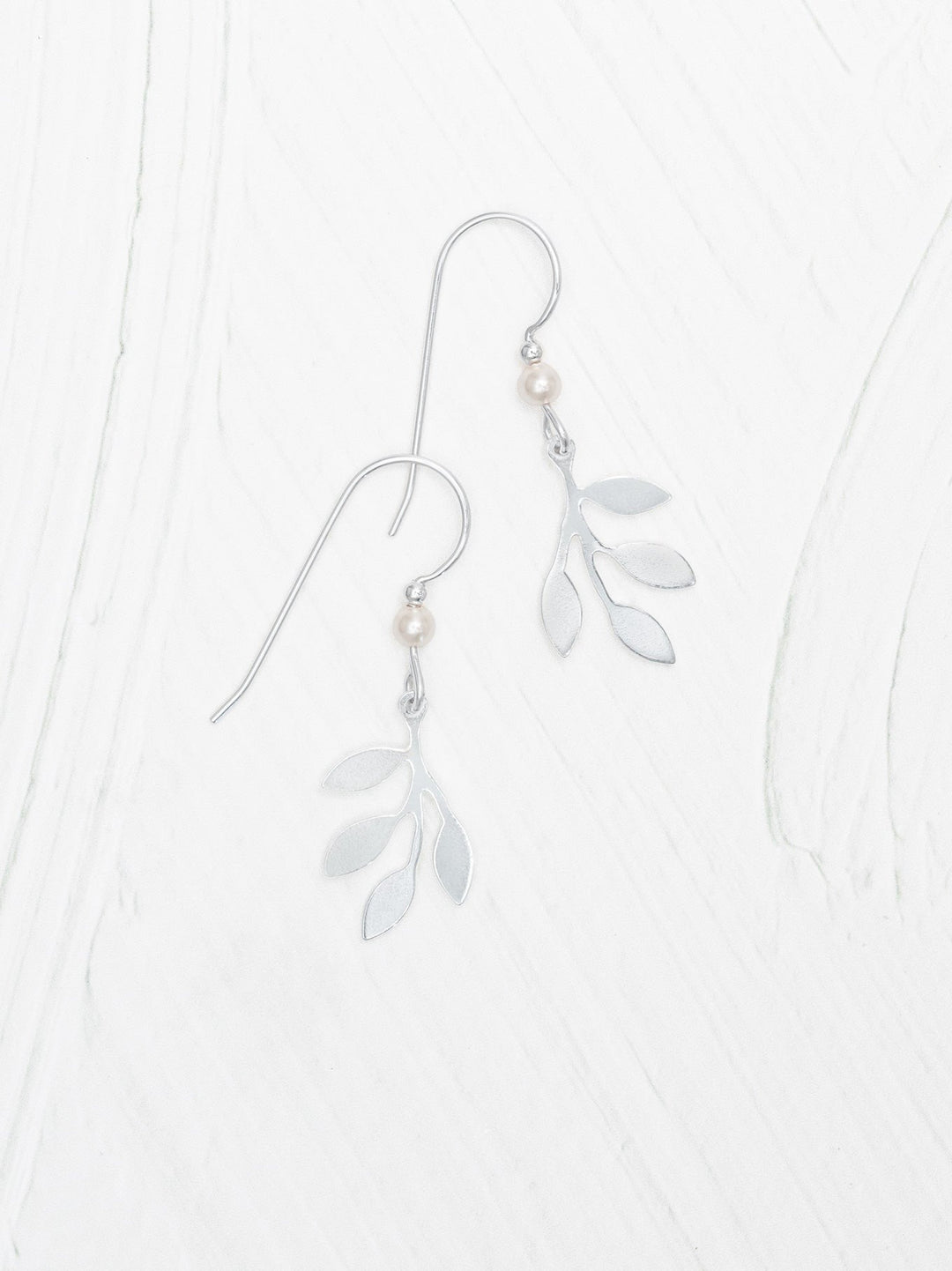 Holly Yashi Signature Earrings Silver