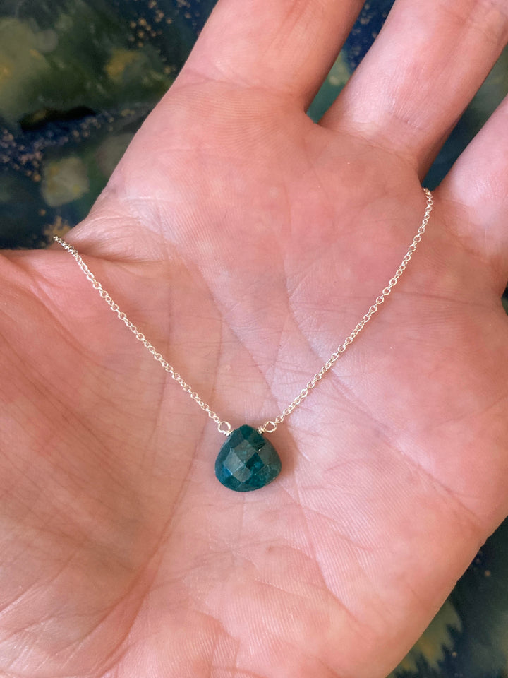 16" Silver Necklace Emerald