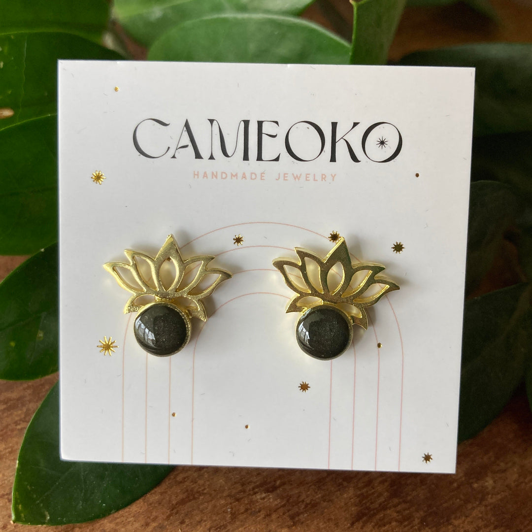 Little Lotus Flower Post Earrings Pyrite