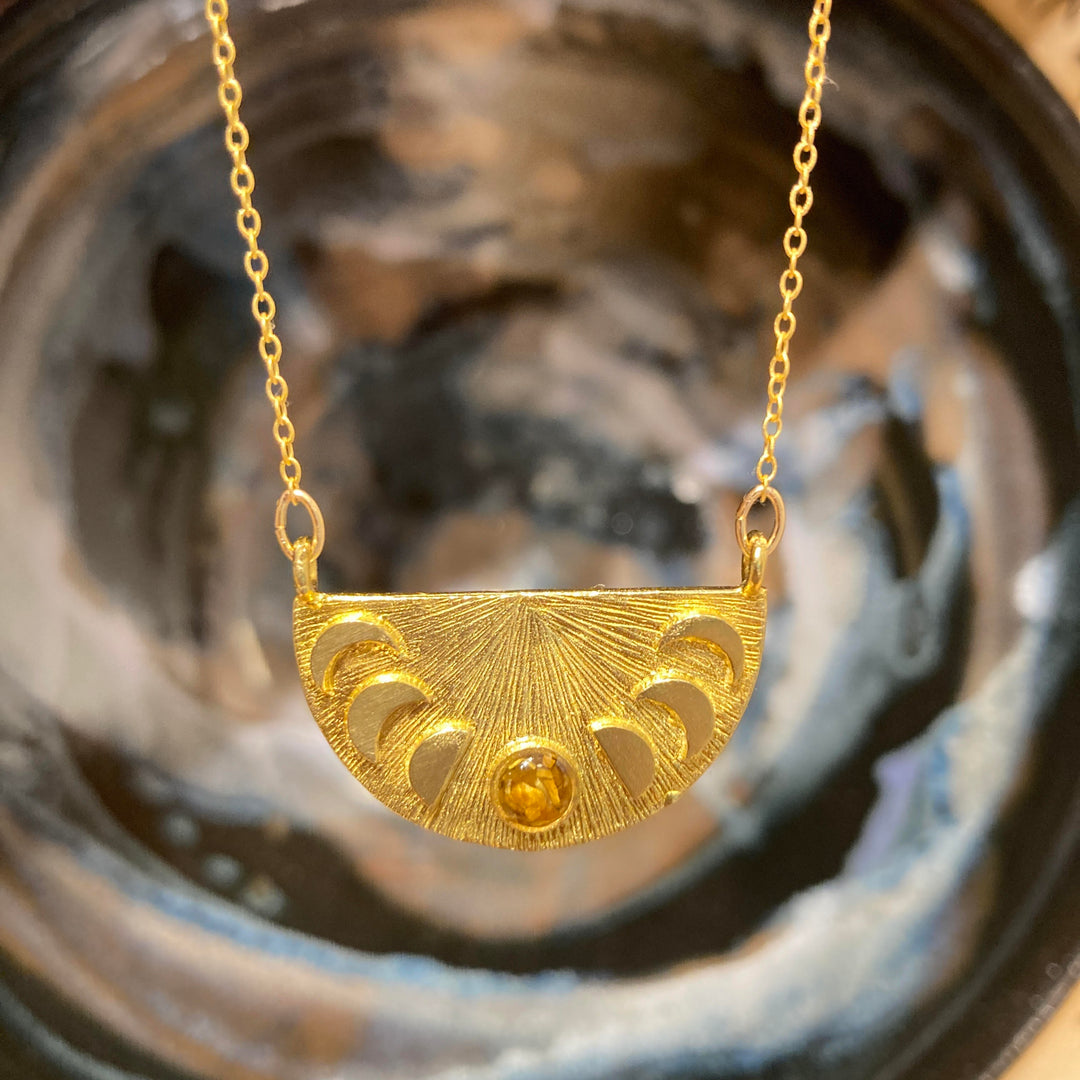 Moonphase Necklace Tiger's Eye