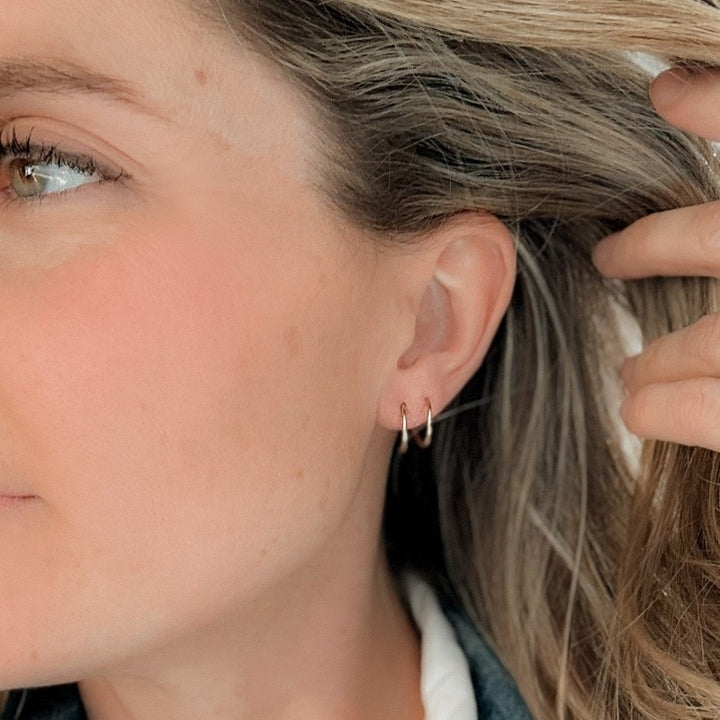 Twist-in Double Huggie Hoops Gold