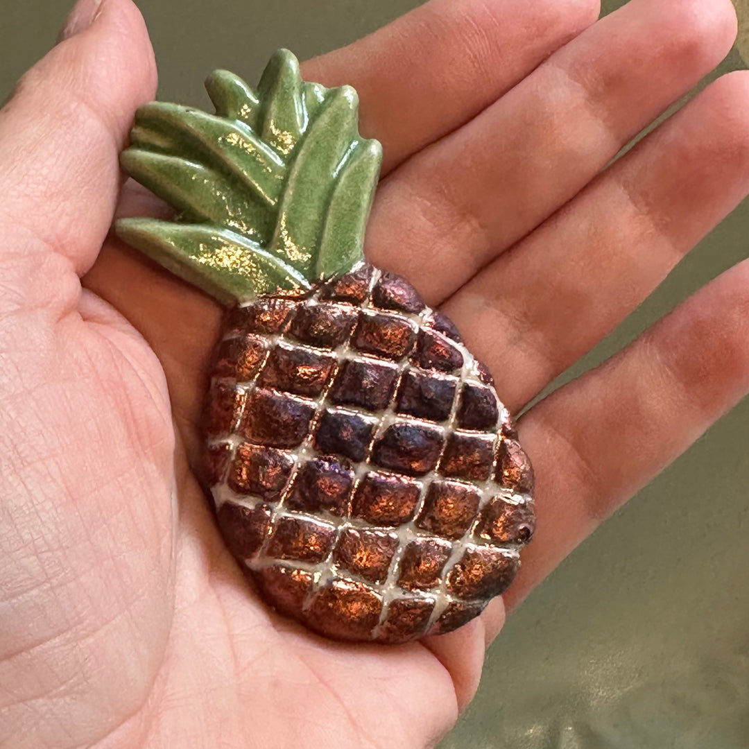 Hawaii Magnet Raku Pineapple