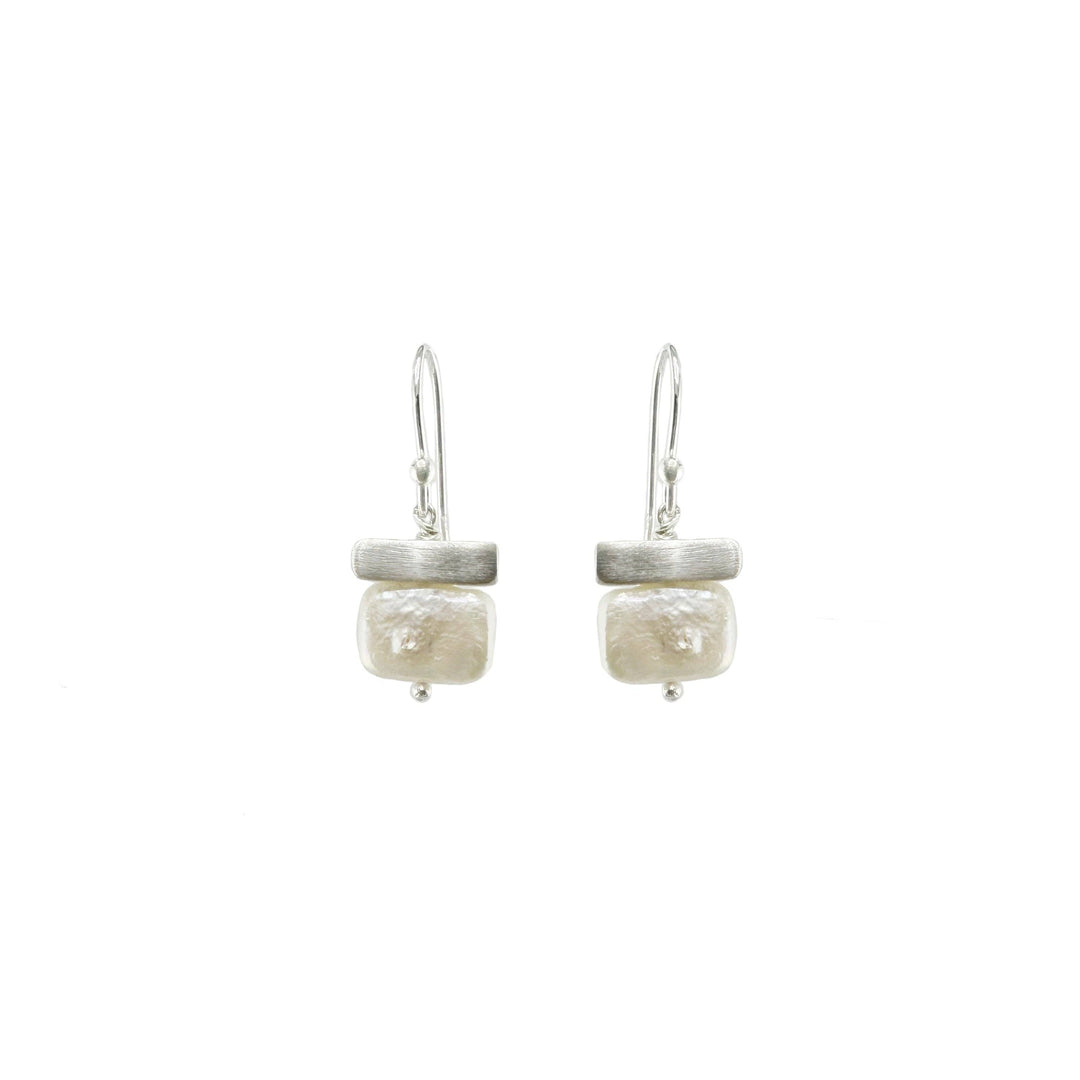 Pearl rectangle with bar earrings Silver