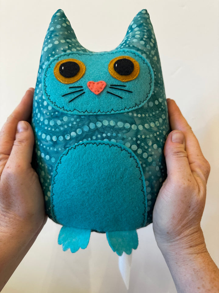 Plush Cat - Aurora