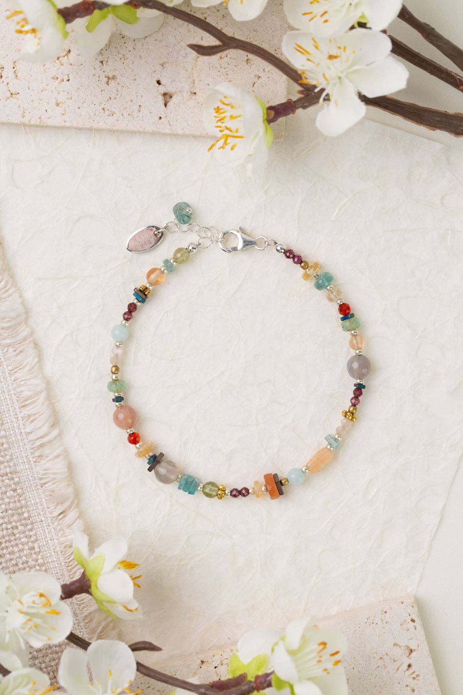 Gentle Breeze Moonstone, Garnet, Apatite Simple Bracelet