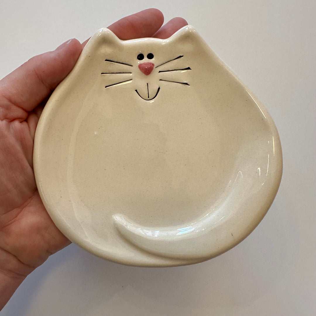 5" White Cat Dish