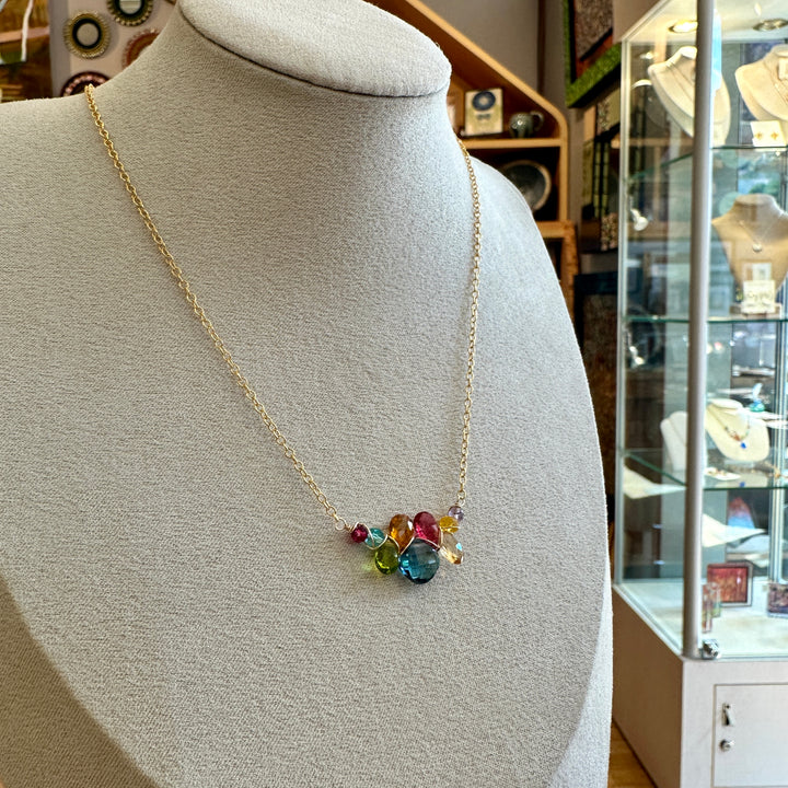 Square + Teardrop Necklace Spinele Qtz