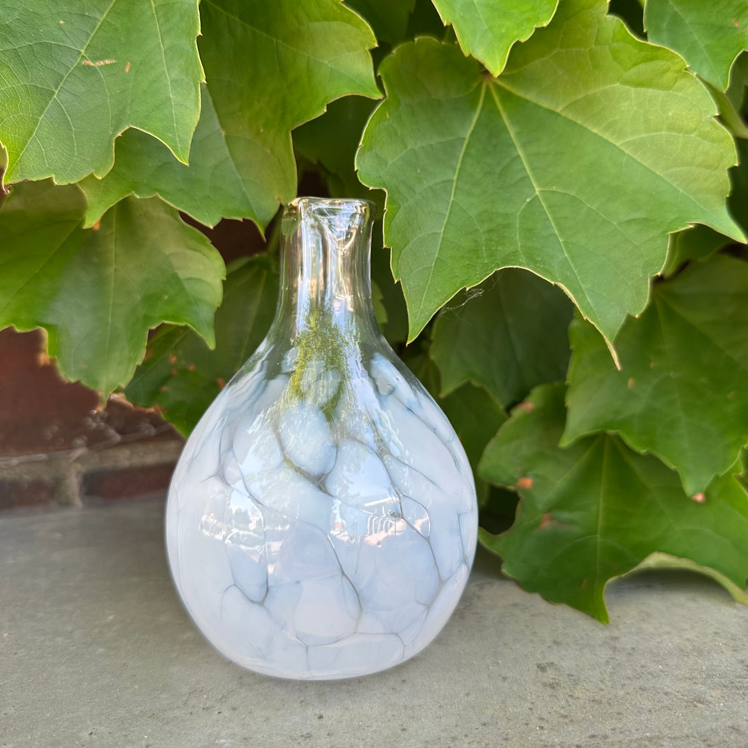 Circle of Friends Vase White Forever Friend