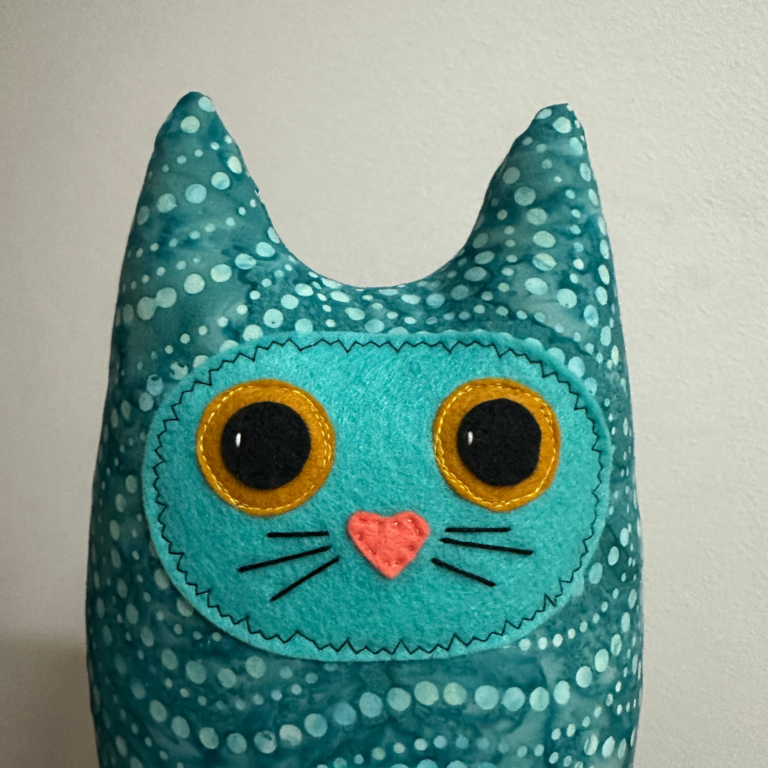 Plush Cat - Aurora