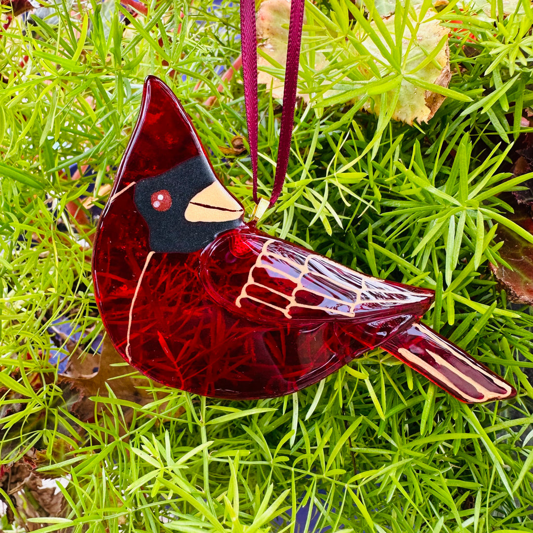 Cardinal Ornament Right Facing
