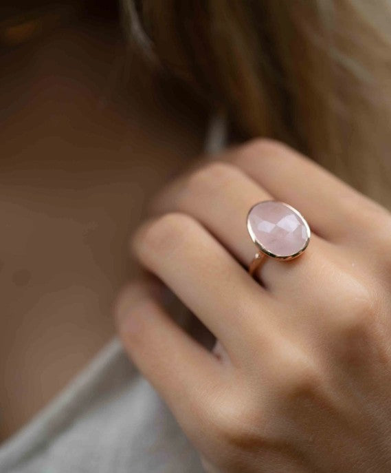 Barbara Ring Rose Quartz Gold