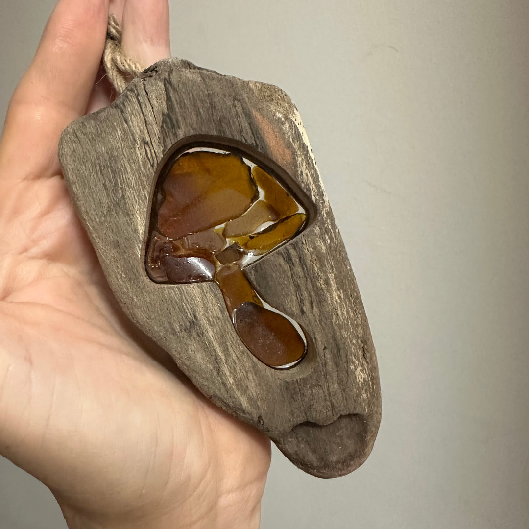 Driftwood Wall Hanging Mushroom
