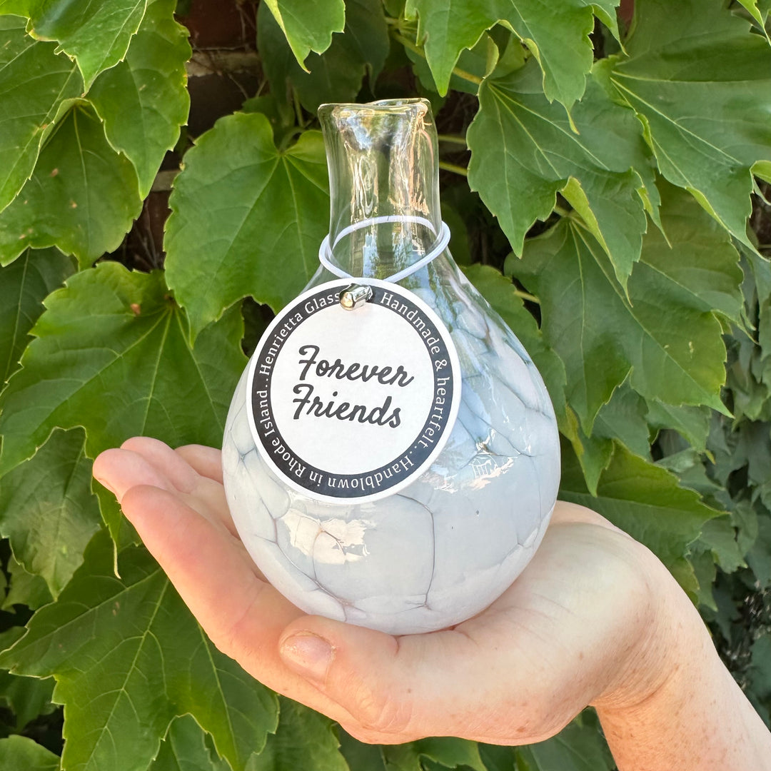 Circle of Friends Vase White Forever Friend