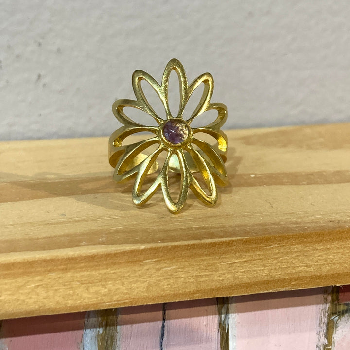 Daisy Flower Ring Amethyst + Gold Leaf