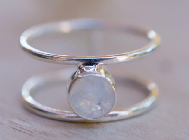Gabriela Ring Moonstone SS 9
