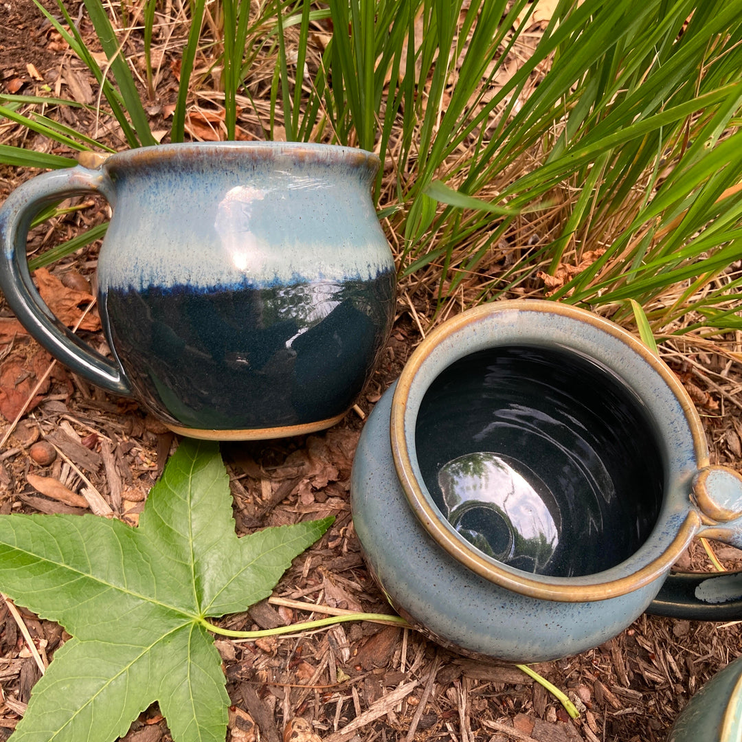 Globe Mug Blue + Crystal