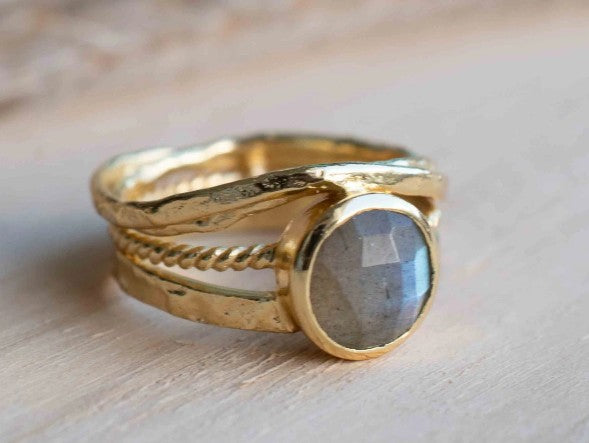 Lucy Labradorite Ring