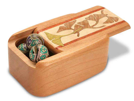 Box Cherry Ginkgo Leaves