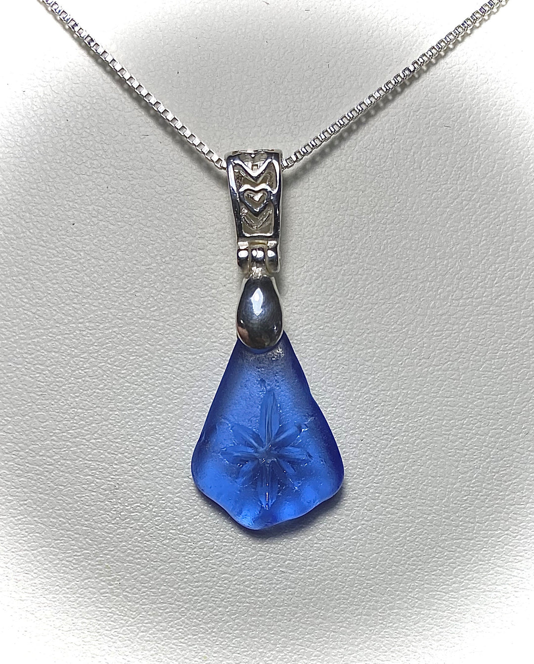 Cornflower Blue Starburst Necklace