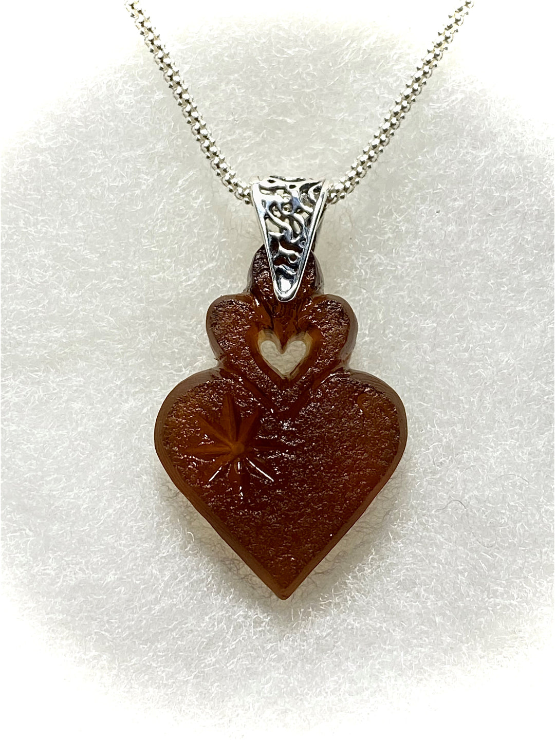 Double Heart Starburst Necklace Brown