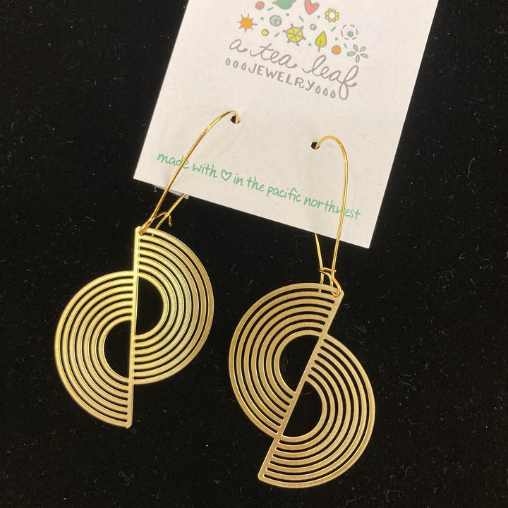 Geometric Split Circle Earrings Gold