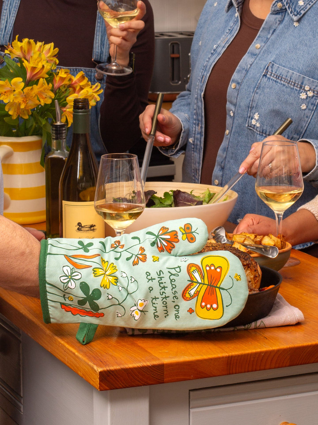 Sh*tstorm Oven Mitt