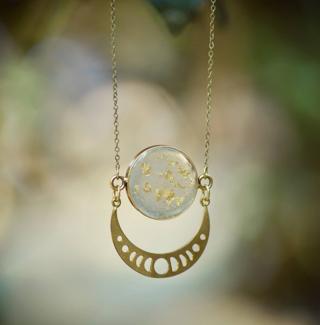 Moonphase Statement Necklace: Gold plated / 20" / Pearl + gold flake