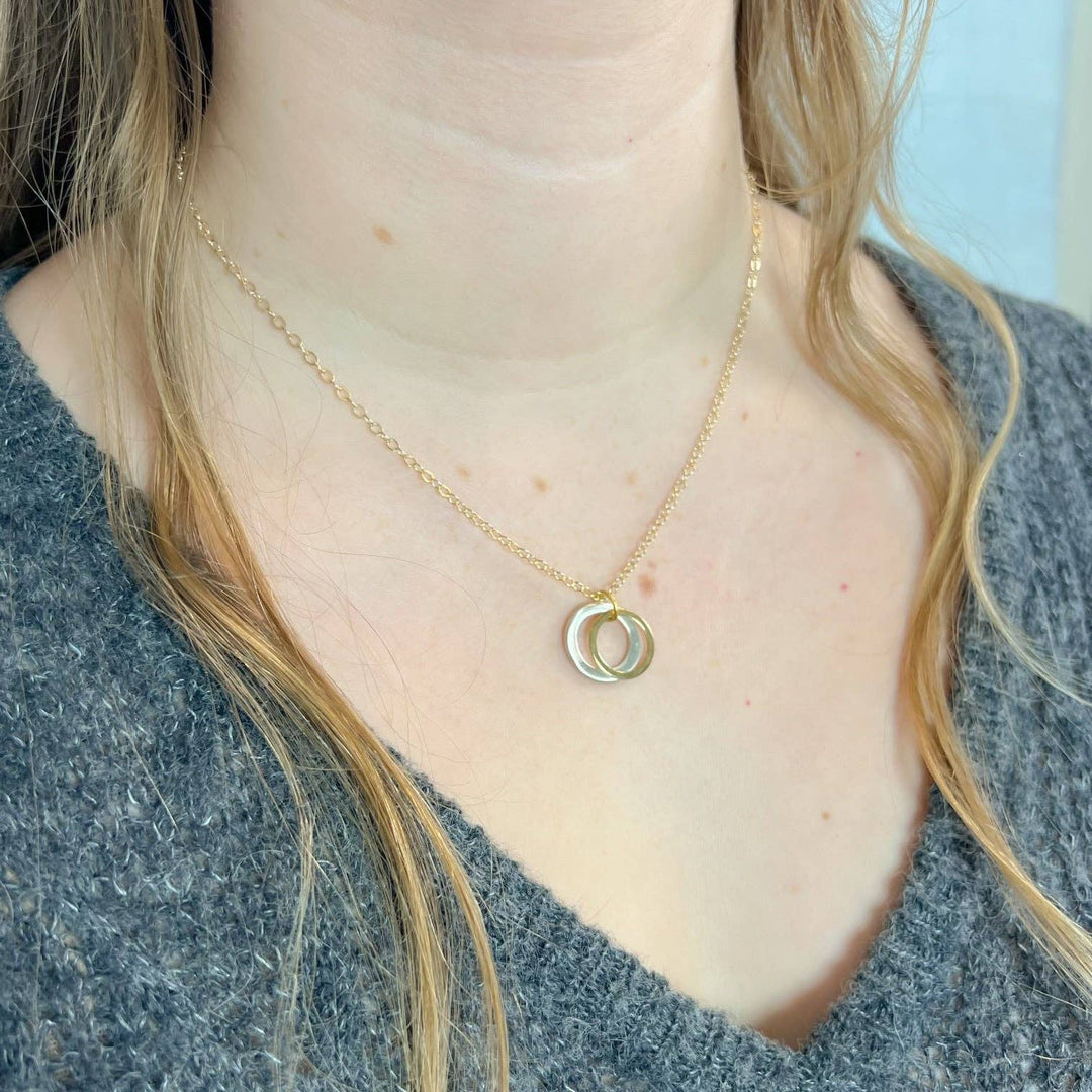 Double open circle necklace Mixed