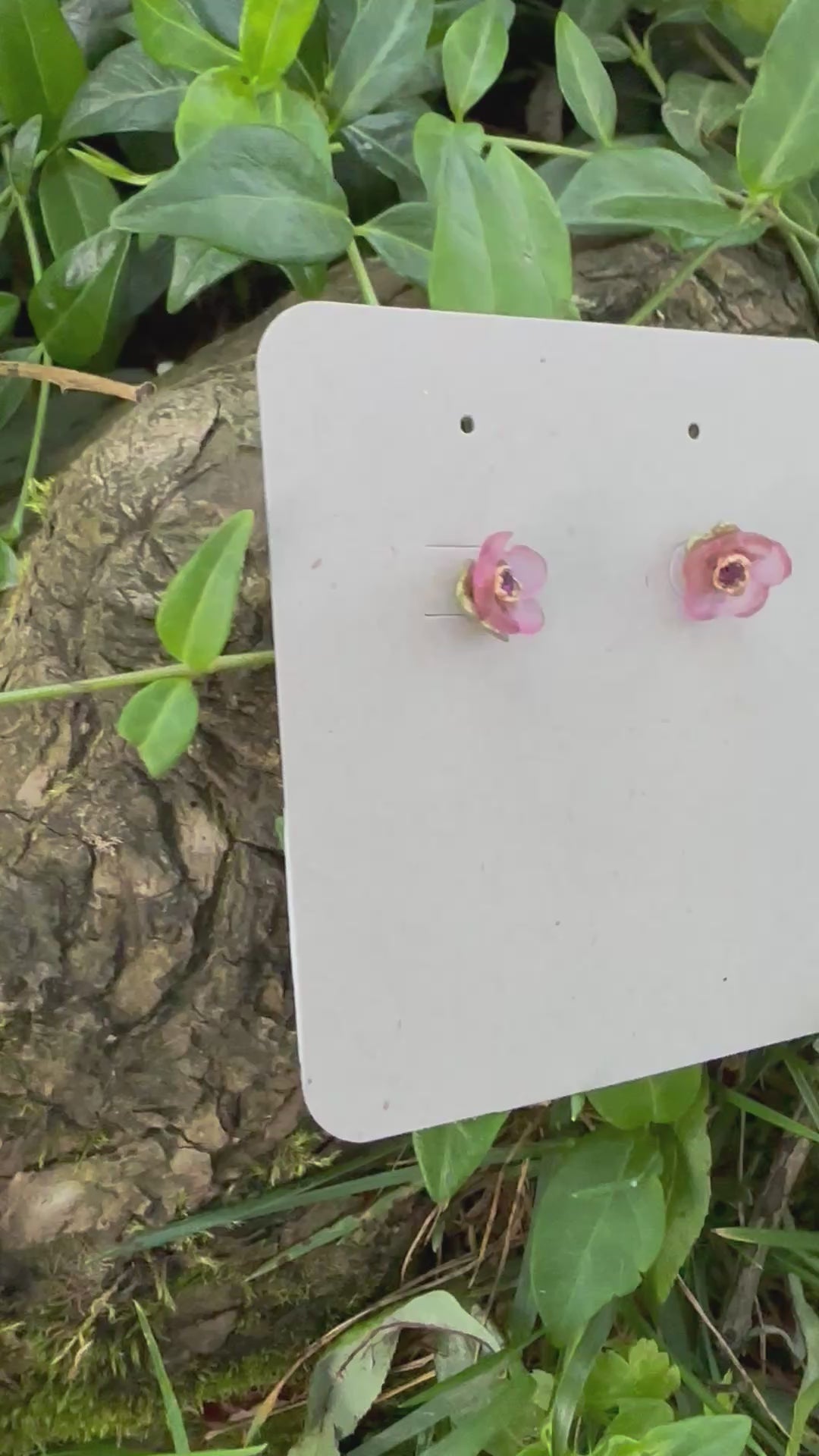 French Bouquet Stud Earrings - Pink