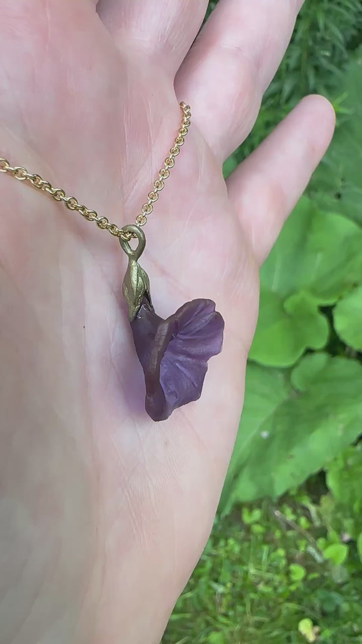 Petunia Pendant Necklace