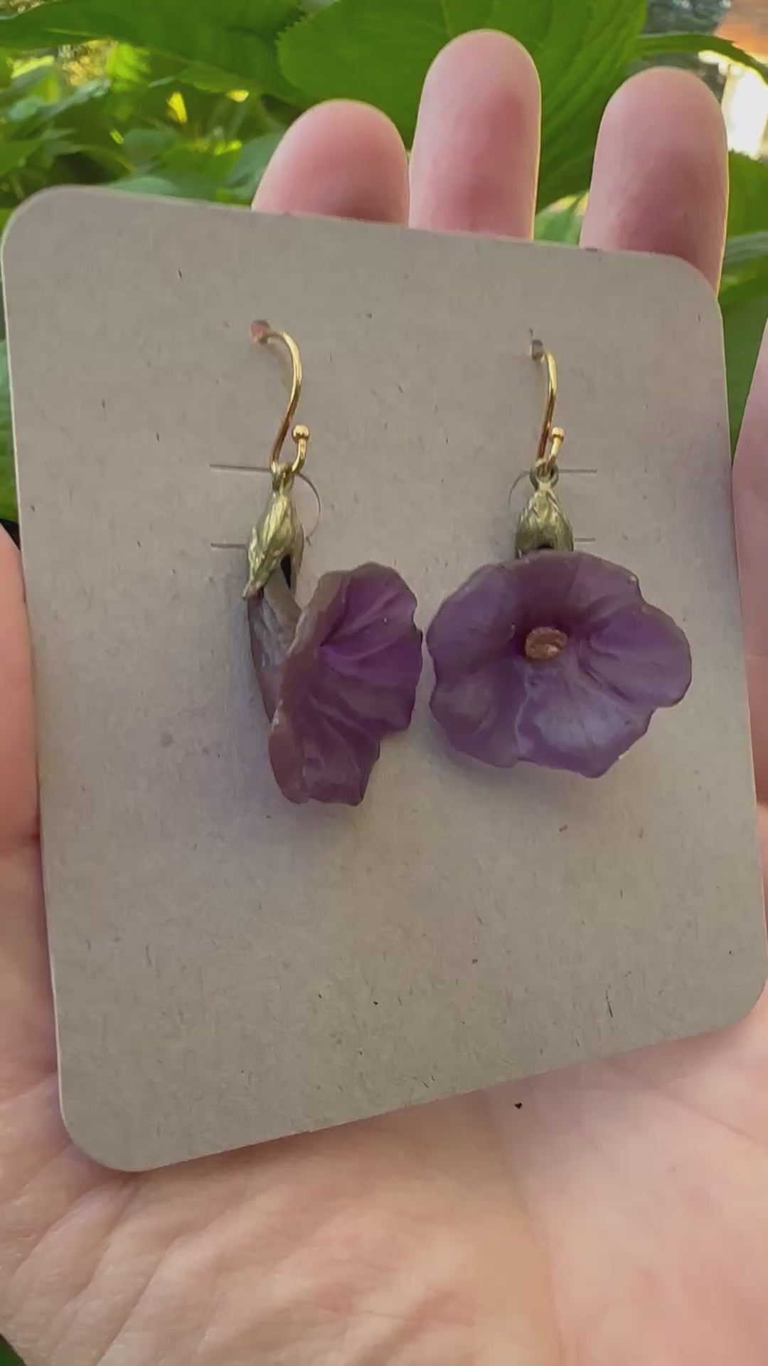 Petunia Wire Earrings